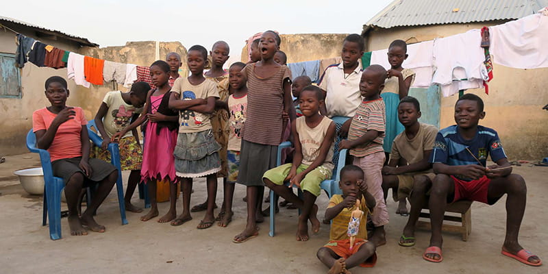 Kinder aus Waisenheim in Ghana